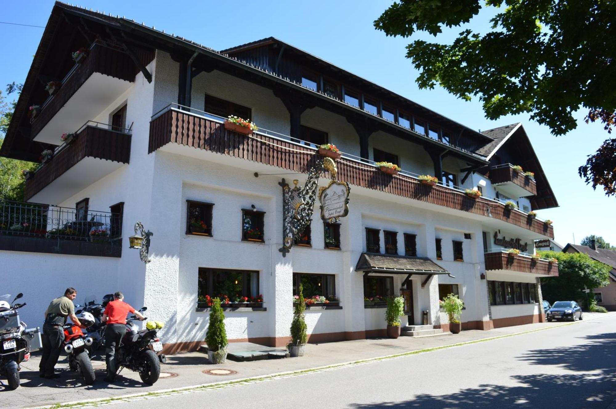 Alemannenhof Hotel Engel Rickenbach  Exteriör bild